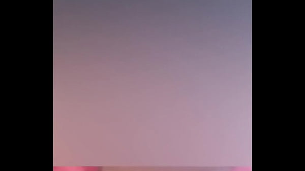 Me encuentro un chic dispuesto a hacerme una mamada de ensueño y después me vengo en su apretado culo