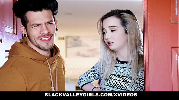 Download Video - BlackValleyGirls - Ebony &lpar;Maya Bijou&rpar; Deepthroats And Sneak Fucks Her Neighbor