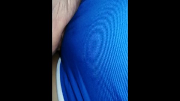 Download Video - I come to my girlfriend's house and I spy on her big ass mom