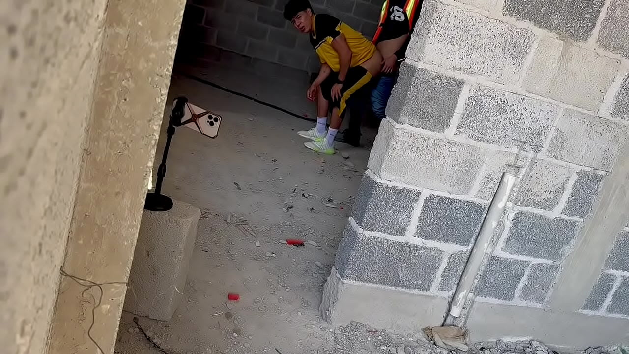 Que rico espiar en obras negras a los cabrones que hacen cruising
                     anal sexy blowjob amateur mexico boy on boy muchos negros