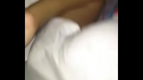 thumb we nutted on he r