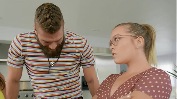 She Likes Her Cock In The Kitchen / Brazzers scene from zzfull.com/HC