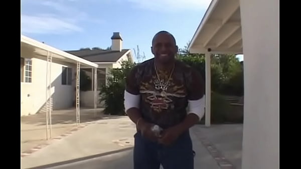 Contessa brings us her bubble butt and after she gets down and licks and sucks up some...