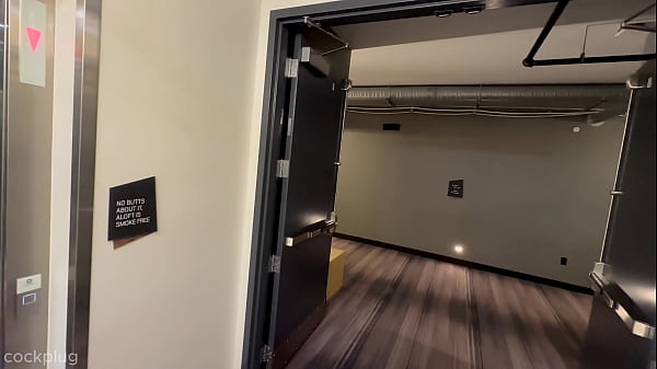 thumb caught fucking in elevator