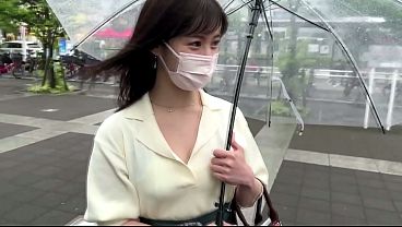 パート1 大人しい美女が潮垂れ流し即発情!?