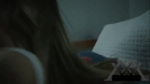 Download Video - Assistindo porno com a meia irm&atilde; &lpar;blair williams&rpar;