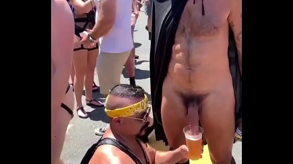 Gay White Parade Crazy Par La Tournelle Gant De Mascot