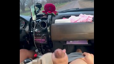 Download Video - Pareja desnuda follando cachonda con corrida al aire libre en Argentina