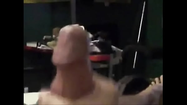 Me at my friends house rubbing one out