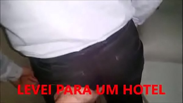 Download Video - Comendo o cuz&atilde;o do Homem de neg&oacute;cios