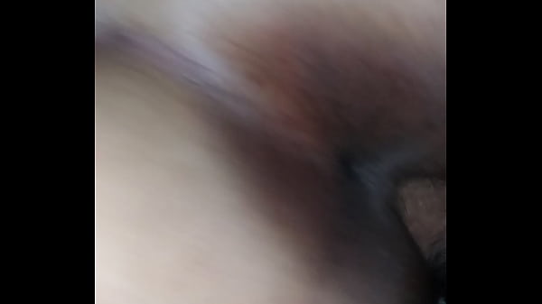 Niña gets fucked by a big dick