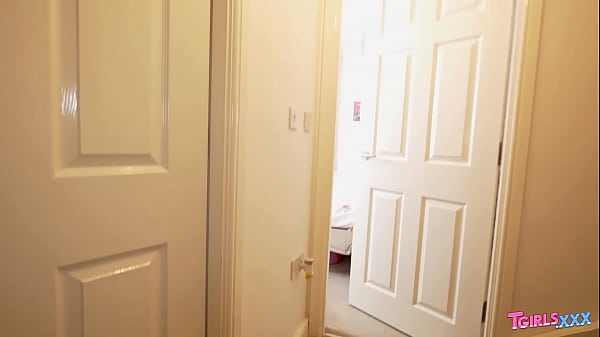 TGIRLS.XXX: Hi, I'm Your New Step-Mom!