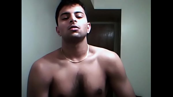 Download Video - Indian gay seduction and jerk off cam show