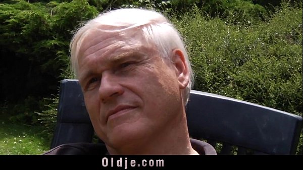 Gorgeous Teen Outdoor Fuck And Sucking Cock From Step Dad