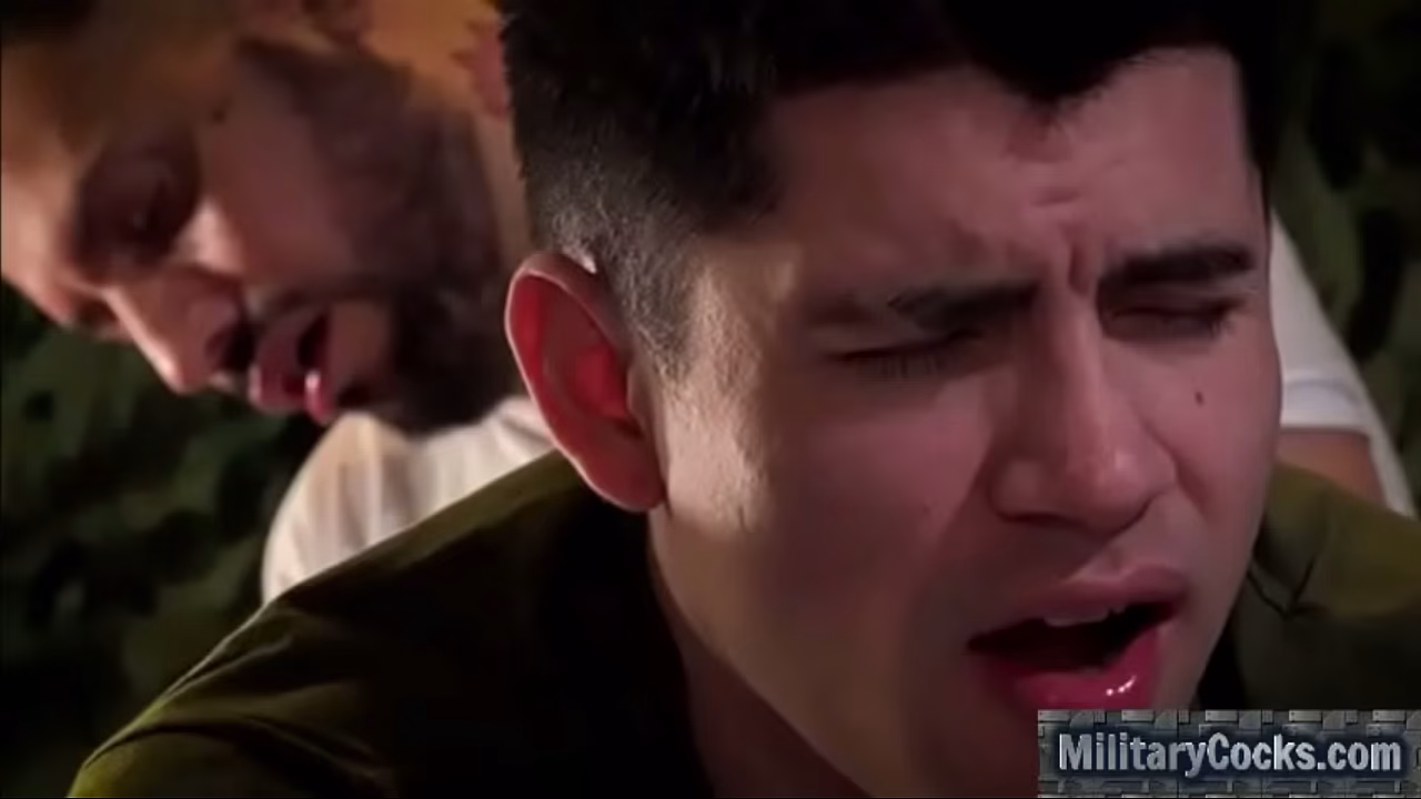 Inclínate sobre ese escritorio, soldado.
                    anal hardcore latin uniform domination fetish twink military latino bareback daddy uncut punishment army latinos punished marines active duty old and young gay fetish muchos negros