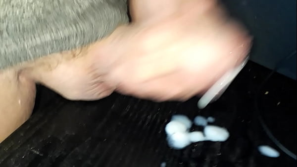 Download Video - Well hung stud stroking his big dick