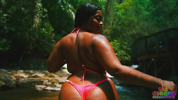 Brattty Bae and Siren Nudist Gives Gibby The Clown A Wild Tour In A Forrest