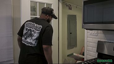 BBW PIZZA DELIVERY GIRLS