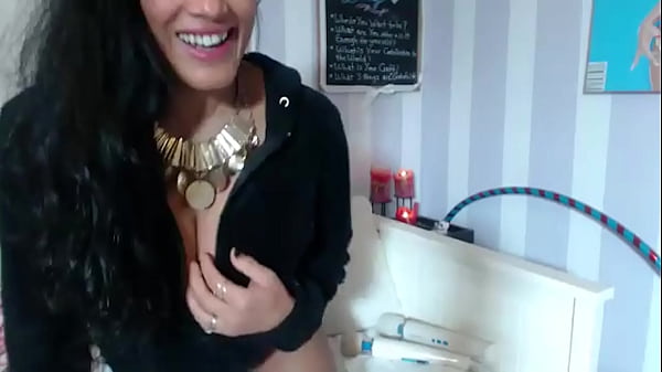 Solo Masturbation Show! Maxine X Plays With Her Biggest Dildos!