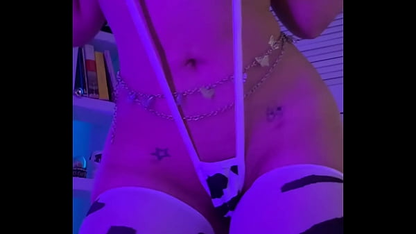 Vestida as&iacute; me puse muy muy caliente para ti SEX MACHINE