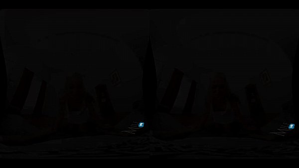 MilfVR - Honey Blossom - Honeypot