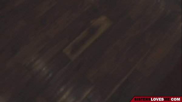 Stepbrother fucks his stepsister while she washes the dishes