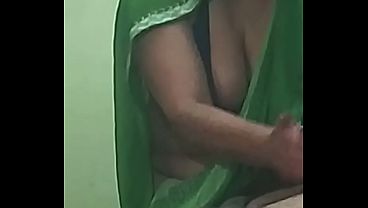 Indian House Wife Fucked by Delivery Boy(Hindi Audio)