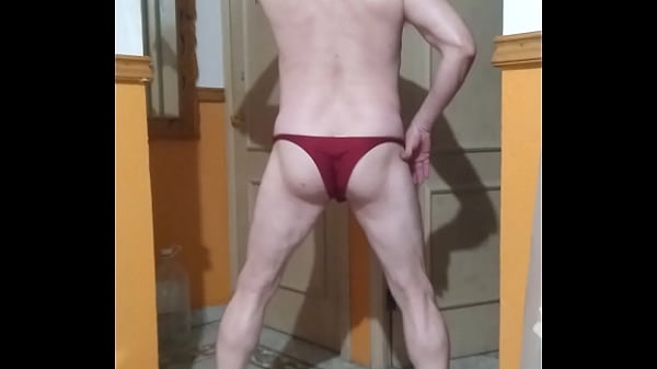 Baile striptease sensual y heroico de Josephsti...