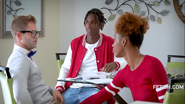 Download Video - Freeuse My Step Sis Man&comma; Its Chill &vert; IgnoreFetish