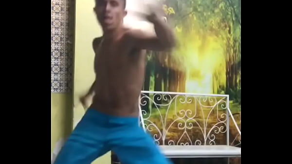 Download Video - MODINHA DE DAN&Ccedil;AR SEM CUECA NO INSTAGRAM