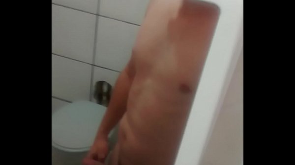 Download Video - Novinho na punheta 19cm