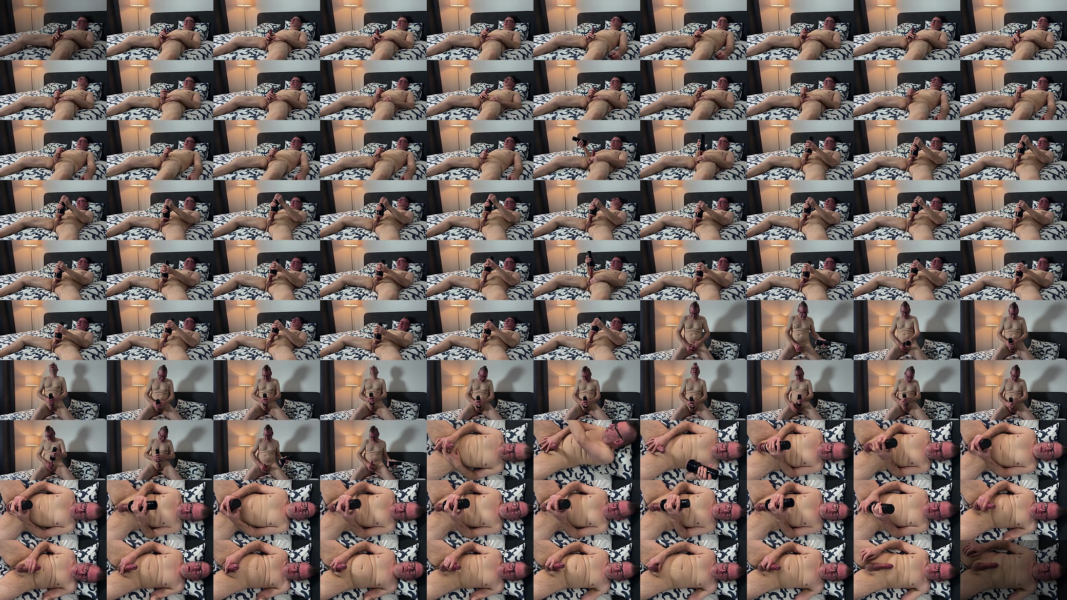Got horny, started to masturbate and playing with my fleshlight. 预览图