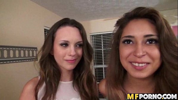 Caught on camera teen 3some Jade Nile, Sarai 2 Thumbnail