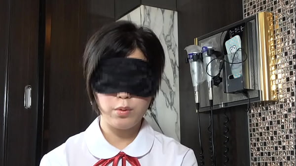 "Mask de real amateur" real entertainment! ! Raising the pride of a former gravure idol, raw insertion 3 times, individual shooting, individual shooting completely original 43rd person