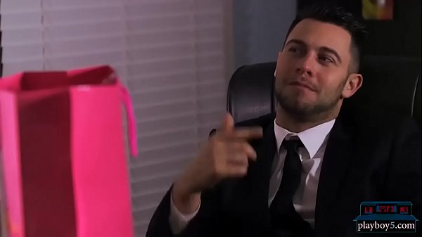 Teen latina cleaning girl fucks a guy in his office