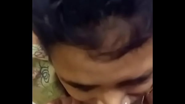 Moje Nevlastní Sestra Miluje Výstřik