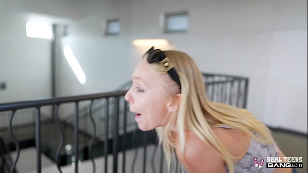 Download Video - Real Teens - Petite Blonde Braylin Bailey Gets A Vibrator And Big Cock As A Present