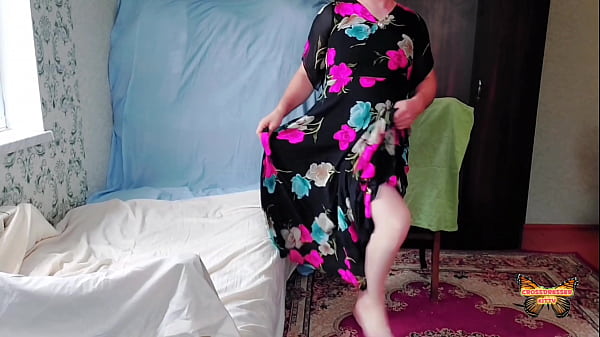 Milf Flowerfull Dress Hot Blonde BBW Big Ass Ho...