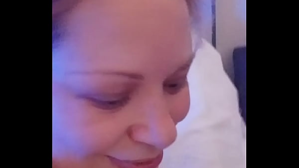 Ele todo tarado no hospital gostou na minha boca e eu me masturbei gostoso pra vcs no banheiro