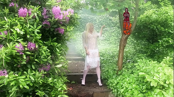 Busty Carmella Bing Gets Fucked By A Hot Guy In Fetish Scene