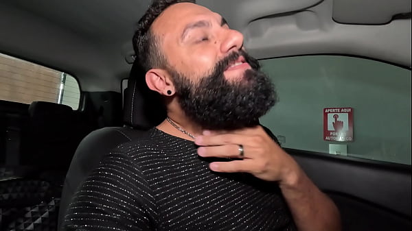 Vale Night for couples, I took my wife to the club and she went with another guy to the motel to give her ass without a condom