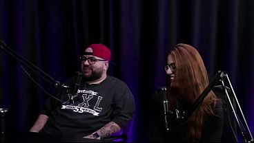 SEMPRE PREFERIU FICAR NOS BASTIDORES - BELLA RUIVA (MOAI TV)