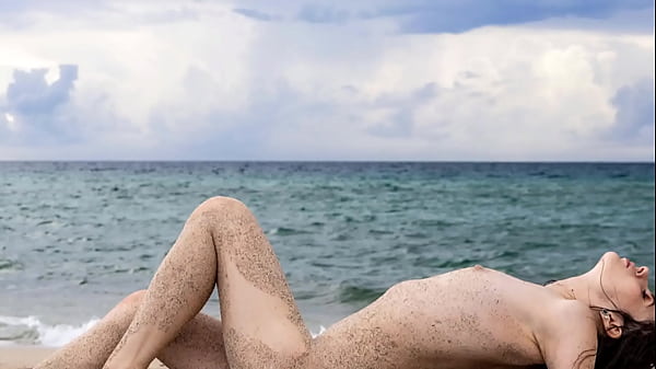 Ziva Fey - Boobie Bouncing