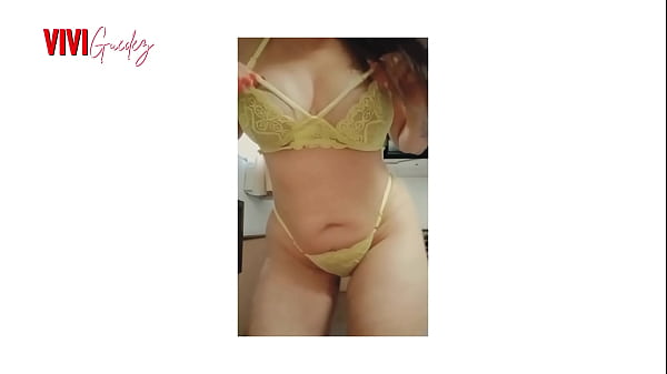 While she was getting ready, the two of them started hitting on the boy who couldn't resist and fucked his daughter's friends in the living room.