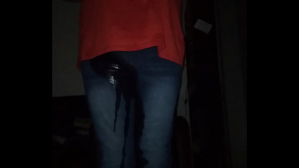 Piss in pants 02