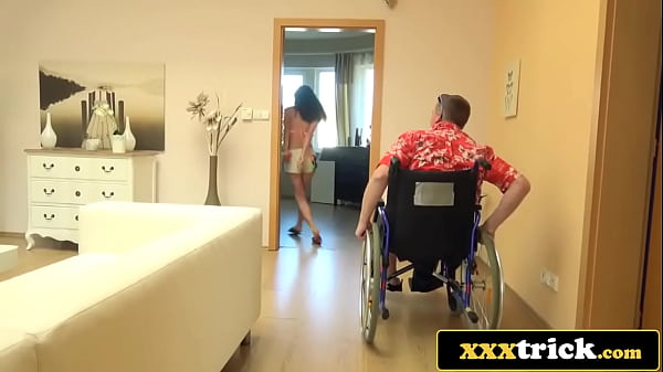 Cast and Crutches Don't Halt a Threesome with Squirting Teens