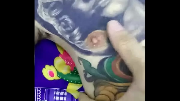 Download Video - &Dstrok;ẹp trai x&abreve;m trổ live sục cặc to