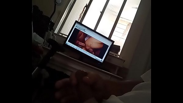 Download Video - O estofador gozando
