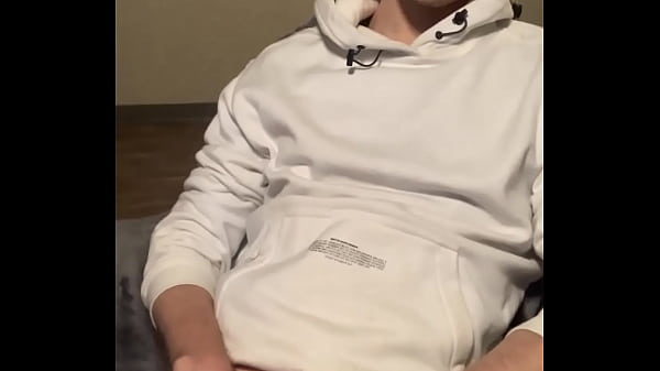 Download Video - Cute jock jerking off and cumming