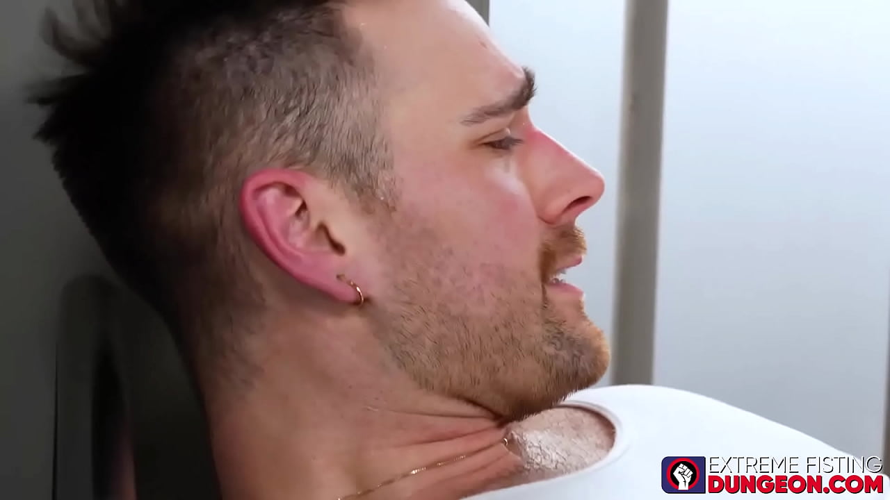 Fisting duro con Declan Blake y Ace Stallion
                    cumshot hardcore blowjob deepthroat masturbation fetish fisting fist fucking rough sex fist extreme bareback kinky fisting fetish extremefistingdungeon ace stallion declan blake muchos negros